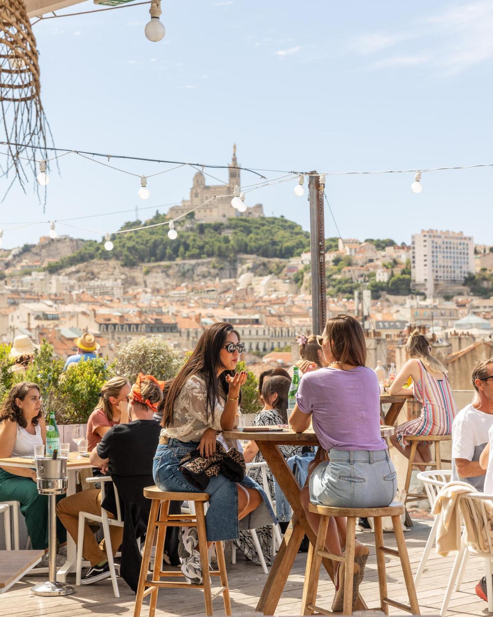 Grand T1 - Vieux-port - Salle De Sport&rooftop Appart hôtel